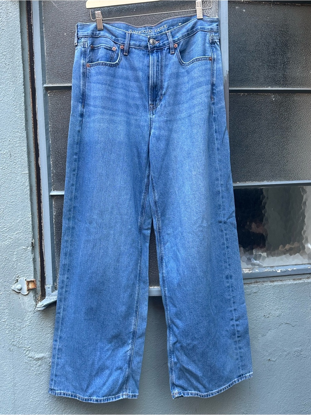 American Eagle Skater Jeans Blue Wide Leg y2k style light wash pants sz 12